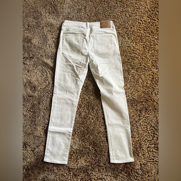 Men’s American Eagle White Slim Jeans (31x32) - Picture 2 of 2